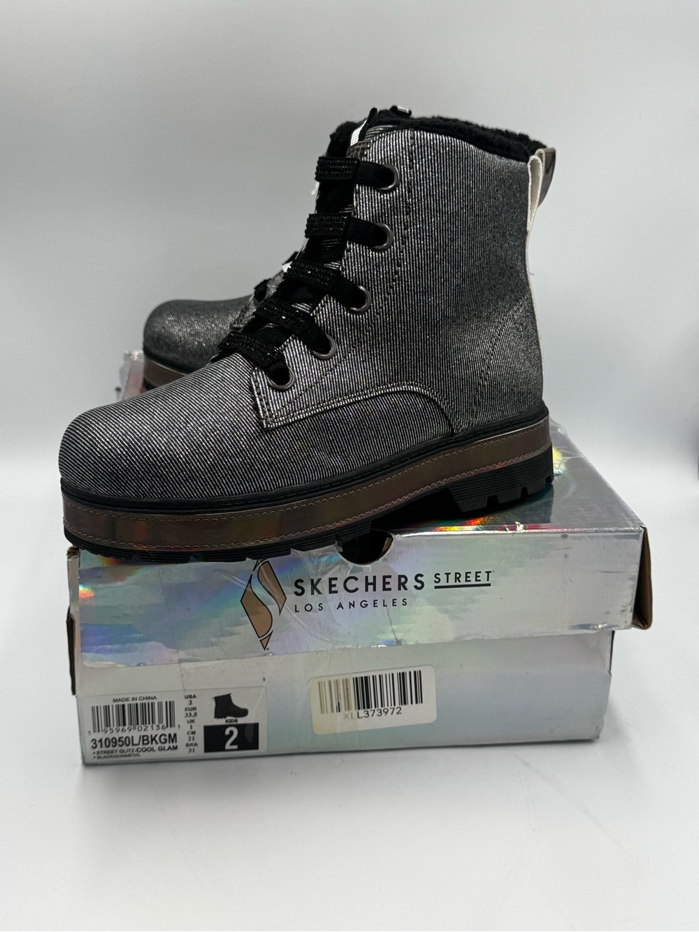 Skechers Street Girls Boots Size 2 Black Silver Metallic Faux Fur New Box Damage
